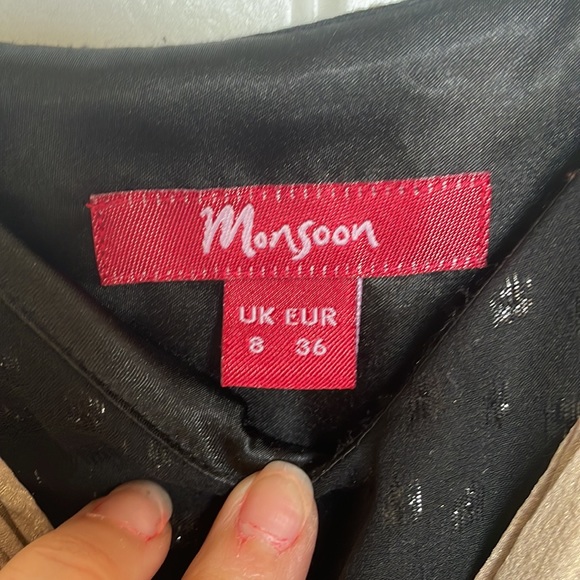 Monsoon silk gown - Picture 3 of 11